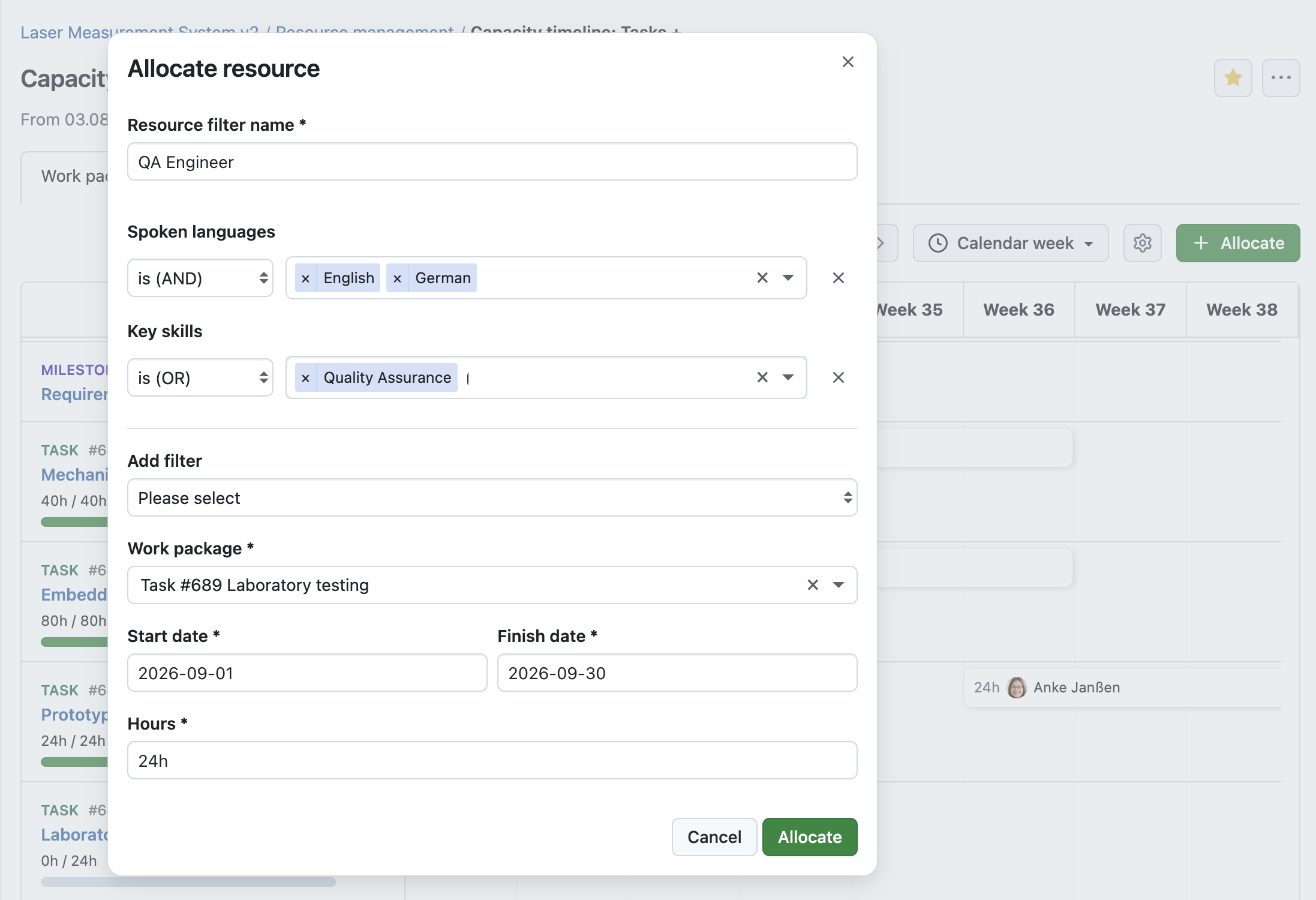 Le planificateur de ressources d’OpenProject montre la création d’une affectation de ressources pour des analyses en laboratoire, en fonction des compétences requises, des langues et de la disponibilité, plutôt que d’attribuer une personne en particulier.